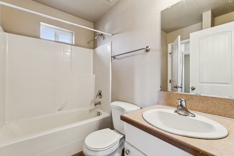 Boise Townhome: 7904 West Colehaven Court