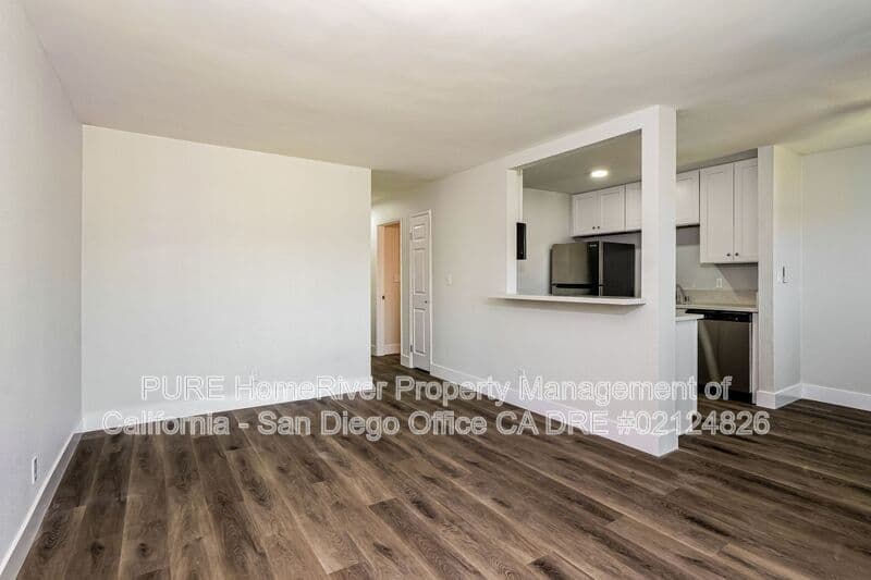 El Cajon House: 480 Jamacha Rd.