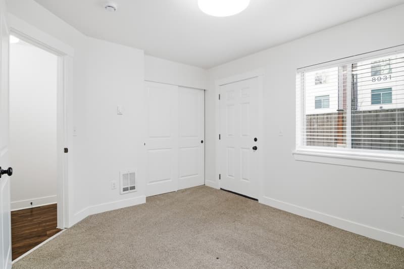 Lakewood Condo: Gravelly Lake Townhomes 8911 Gravelly Lake Dr SW - 116