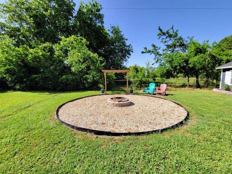 West Tawakoni House: 1901 E Hwy 276