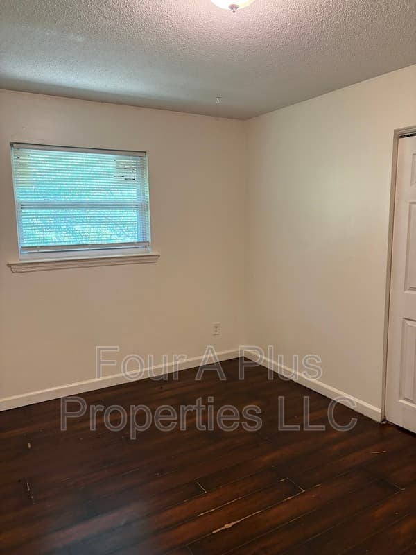 hixson Condo: 4664 cary lane