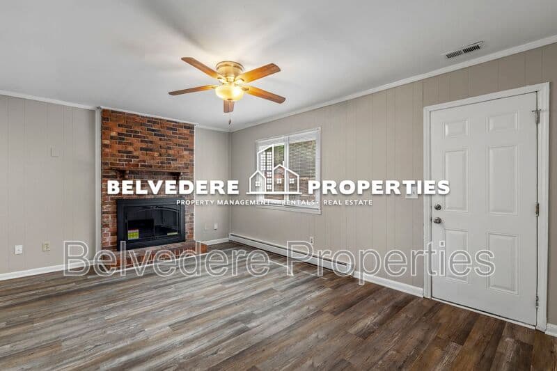 Greensboro House: 3005 Kilkenny Ave