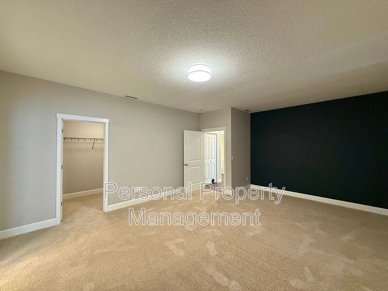 Vancouver House: 5502 NE 134th St