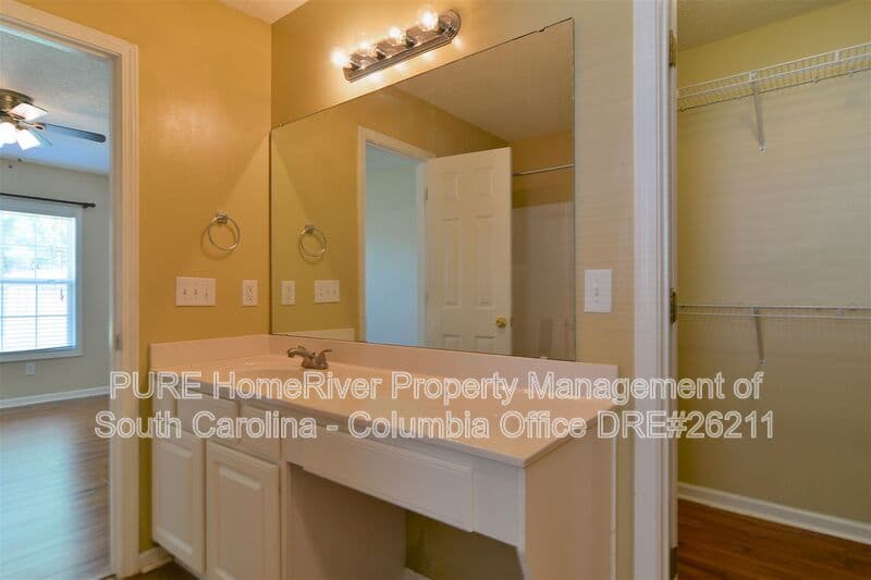 Hopkins House: 129 Alexander Pointe Dr
