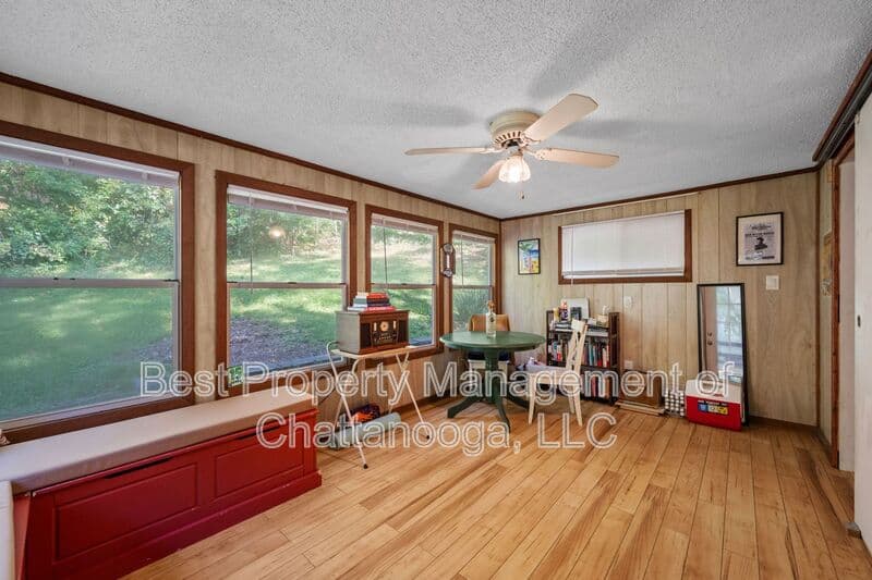 Soddy Daisy House: 9851 Millsaps St