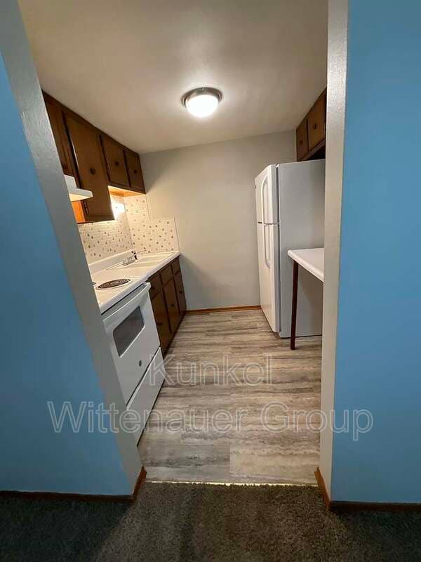 Fairview Heights Condo: 9940-7 Old Lincoln Trail