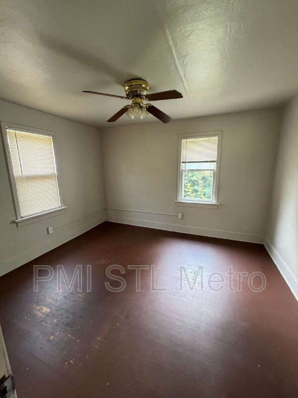 Saint Louis House: 5336 Fletcher Street