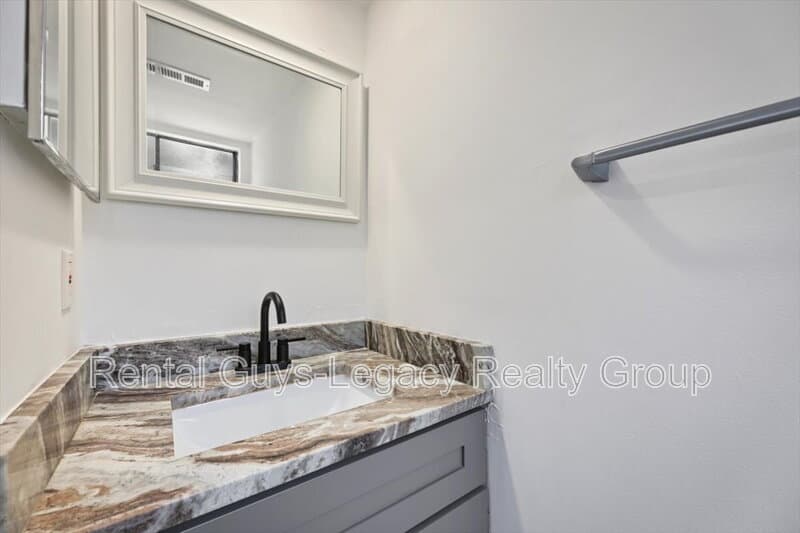 Jacksonville Townhome: 3517 Peeler Road