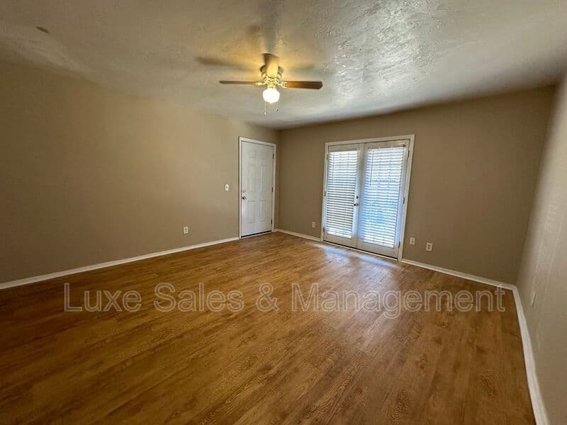 Oklahoma City Condo: 6016 NW Expressway