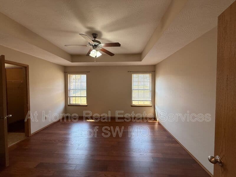 Ozark Condo: 1005 N 25th