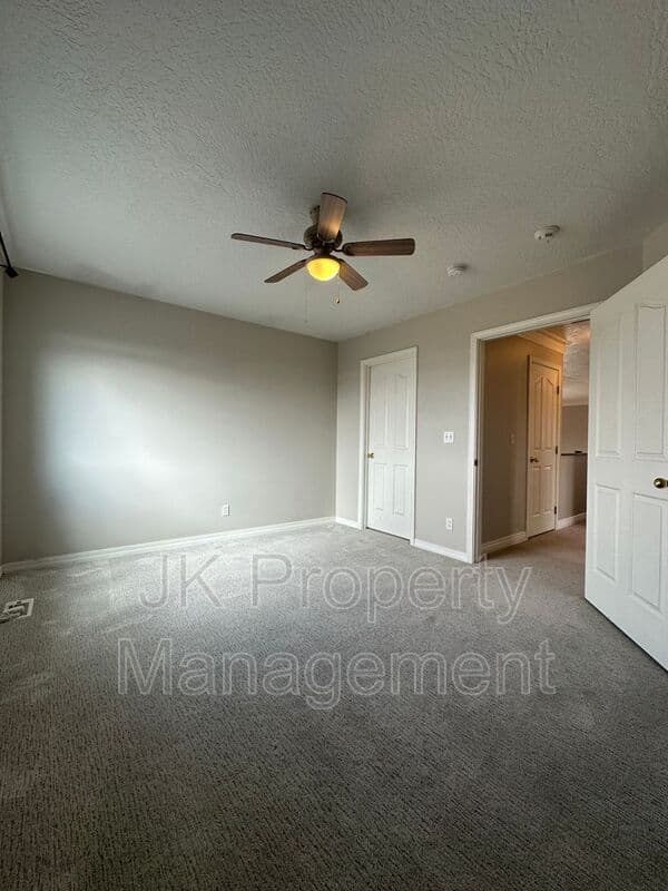 Great Falls House: 1005 34th Ave NE
