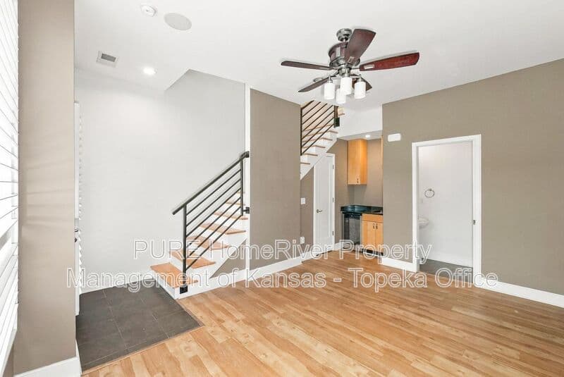 Kansas City House: 4540 J.C. Nichols Parkway