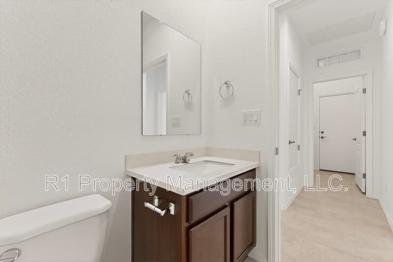 Rio Rancho House: 308 Prism Avenue Southwest