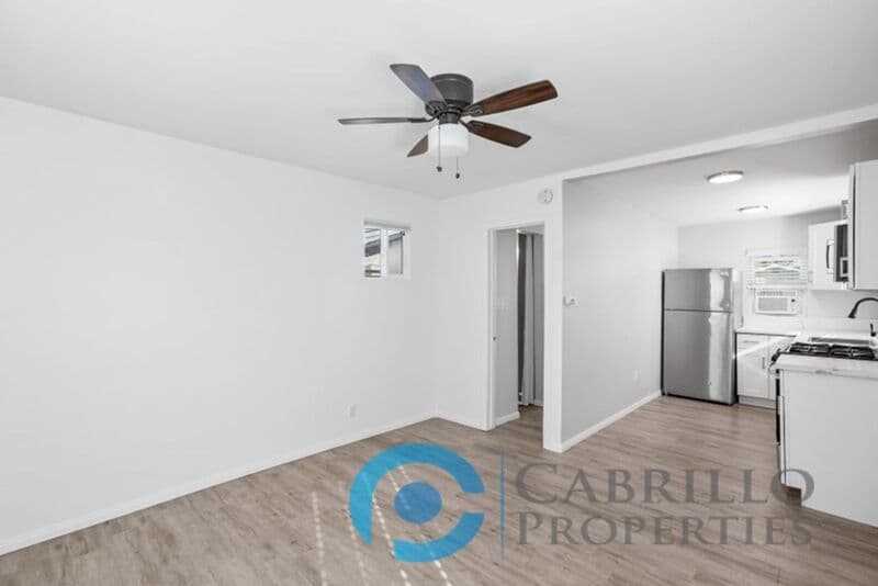 San Diego House: 4853 Mansfield Street
