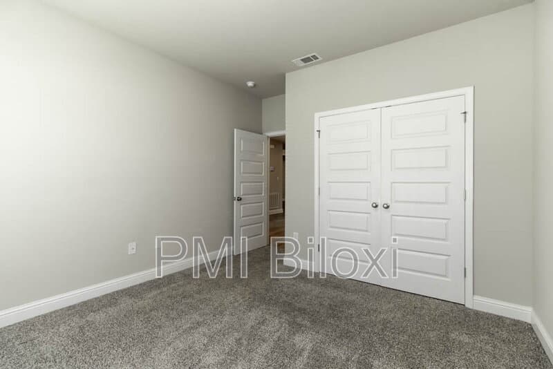 Ocean Springs House: 1208 Carraway Cove
