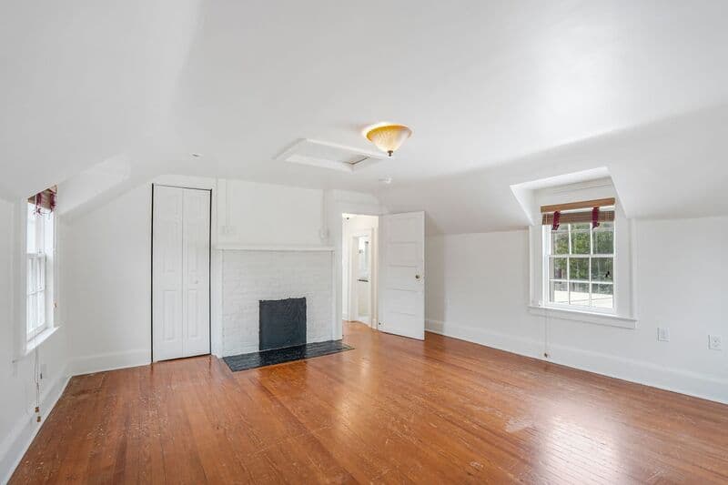 Fredericksburg House: 708 Kenmore Ave