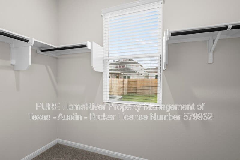 Taylor House: 106 Cherry Blossom Ln