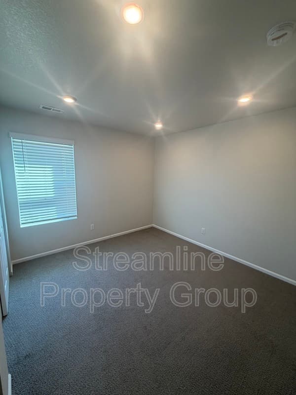 Brighton House: 5117 Buckwheat Road