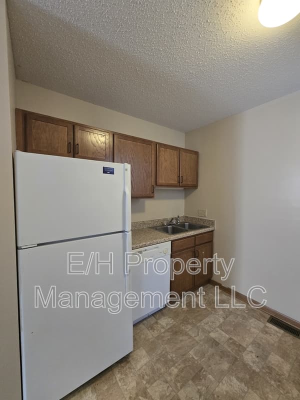 Wichita Condo: 1460 East 17th Street North
