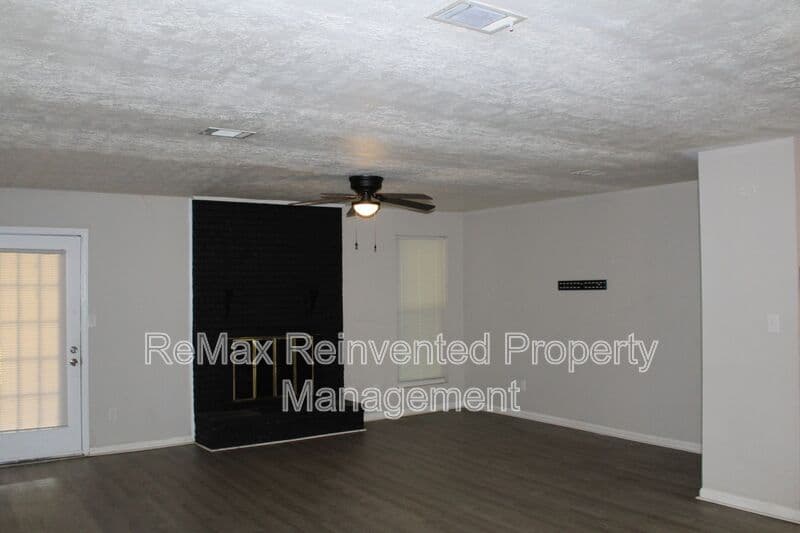 Augusta House: 3109 Jennifer Ct