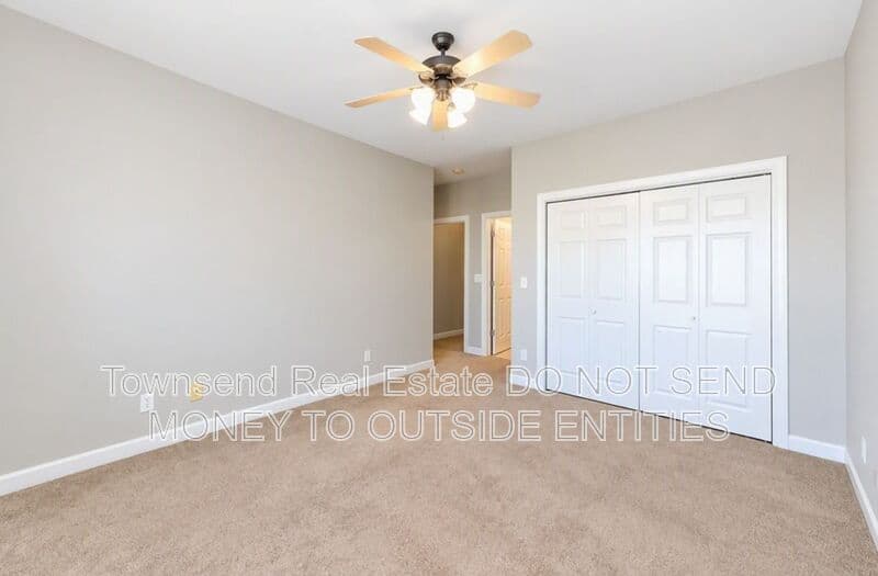 Fayetteville House: 934 Westland Ridge Rd.