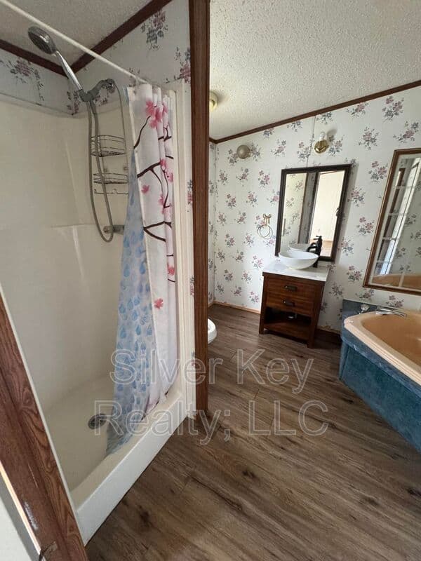Riceville House: 673 County Road 135