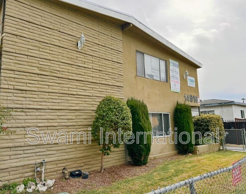 Gardena Condo: 14910 Chadron Avenue