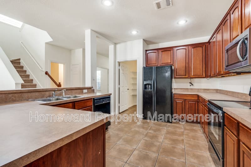 Aubrey House: 10256 Franklin Drive