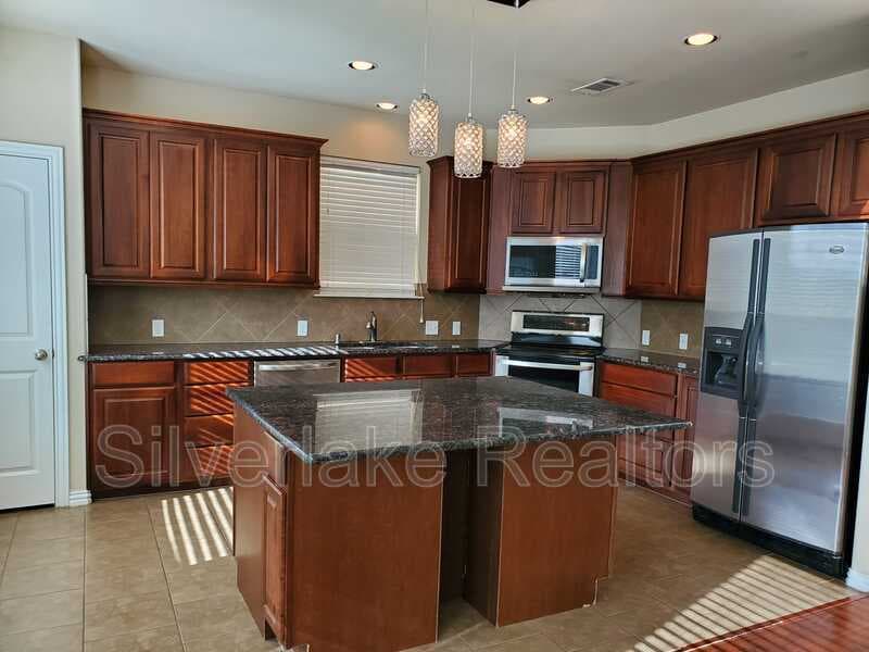 Irving Townhome: 4171 Florence Drive