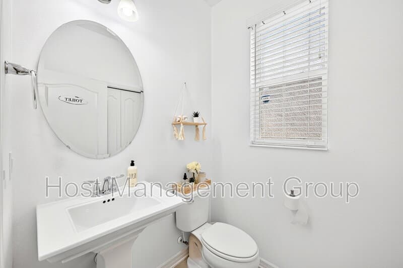 Orlando House: 8205 Bayliss Ct