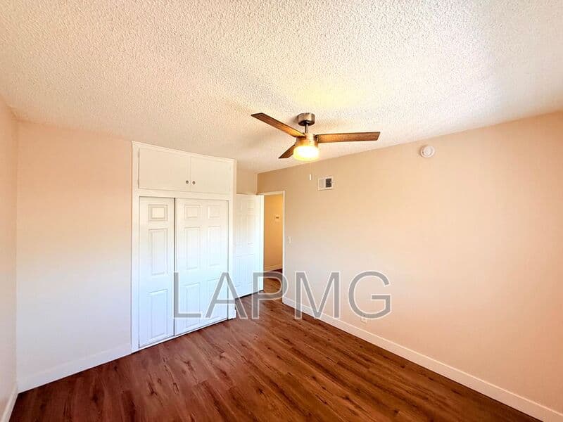 Lynwood House: 11185 Carson Dr.