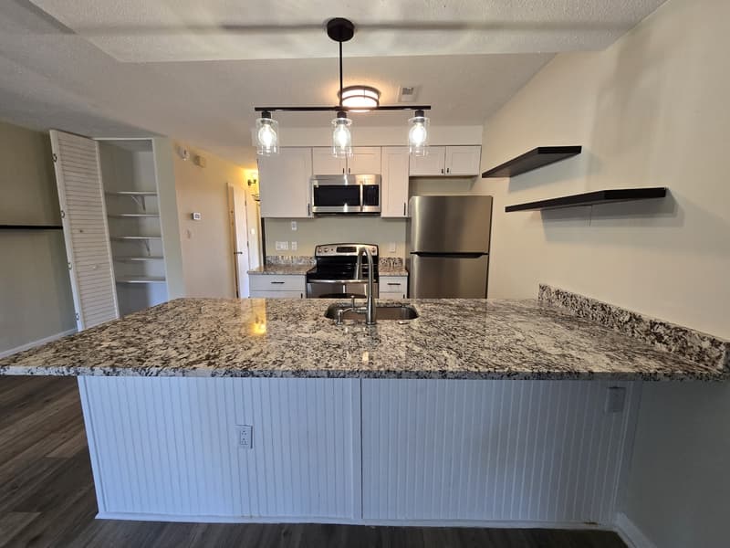 Raleigh Condo: 3071 Huntleigh Drive