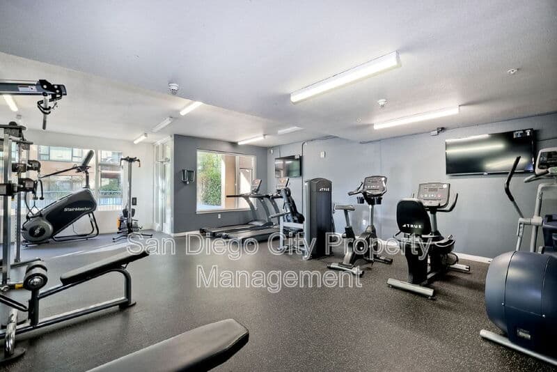 San Diego House: 530 K Street
