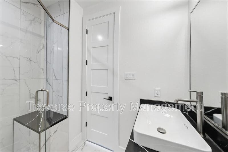 Fort Worth Townhome: 408 Rayner Avenue