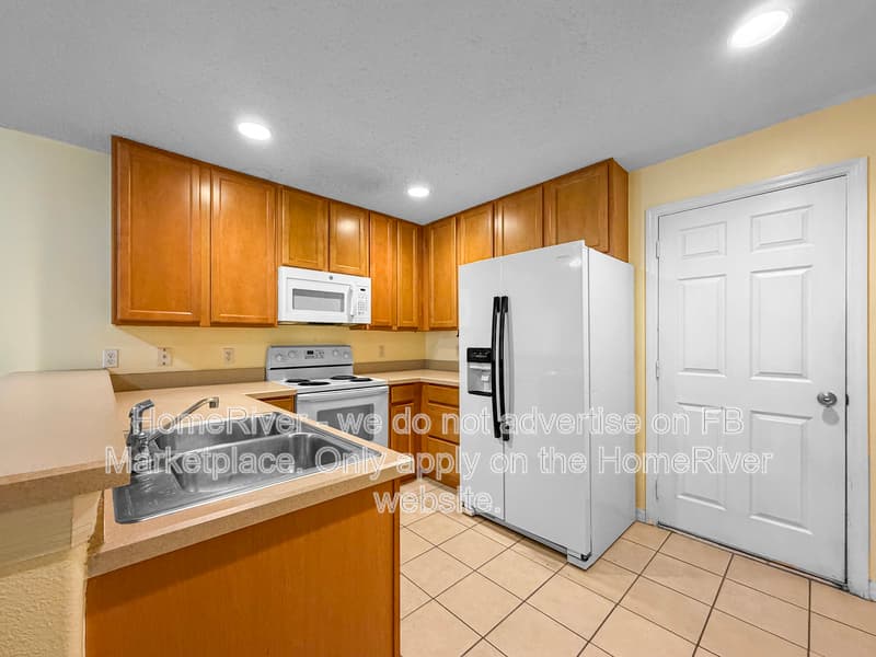 Oviedo Townhome: 5222 Calabash Pl
