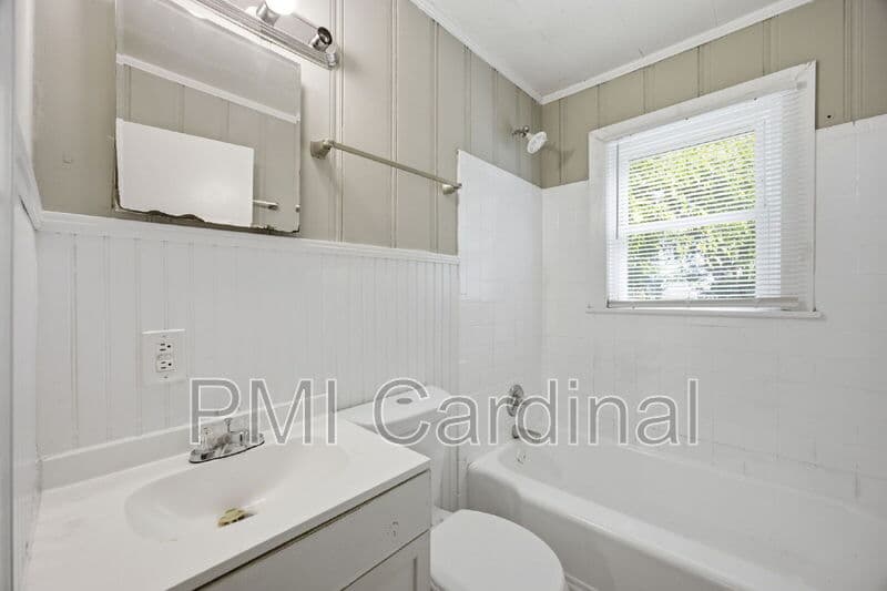 Charlotte House: 2320 Olando St