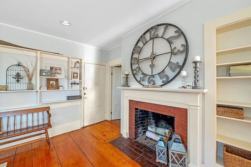 Marblehead Condo: 29 Front St