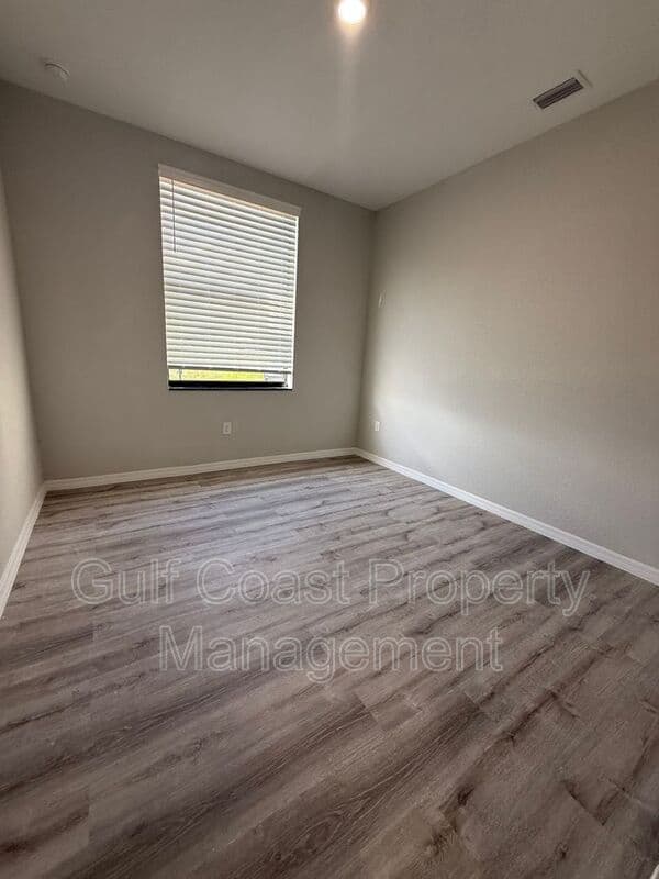 Lehigh Acres House: 3103 58th St W