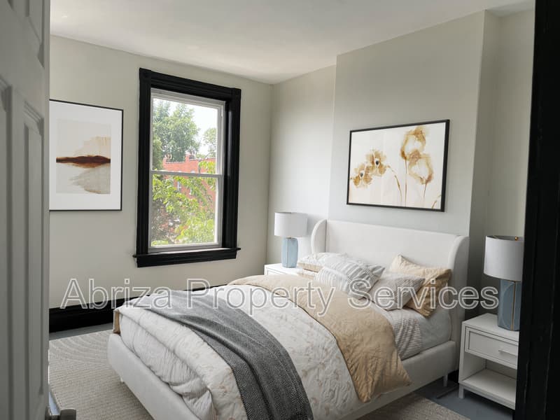 St. Louis Townhome: 3552 Nebraska Ave