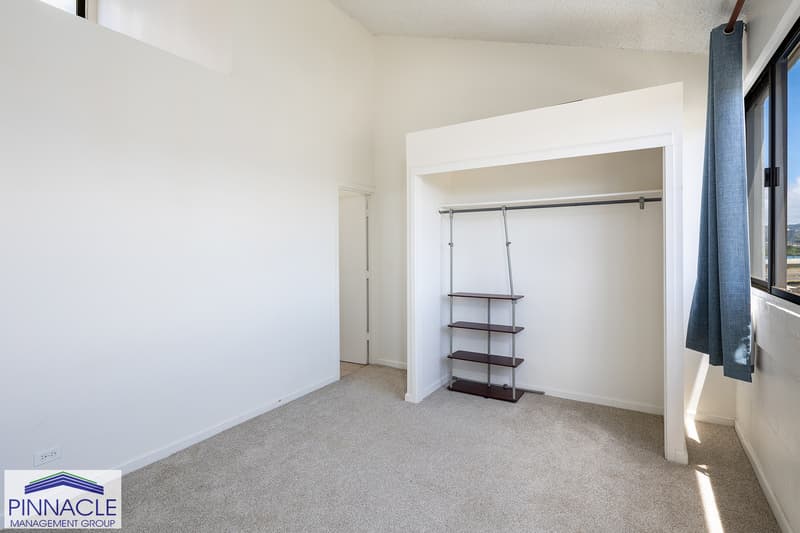 Aiea Condo: 99-15 Kalaloa St. #903