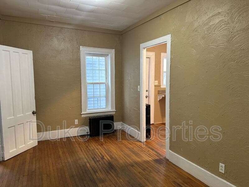 Auburn Condo: 47 Grover Street