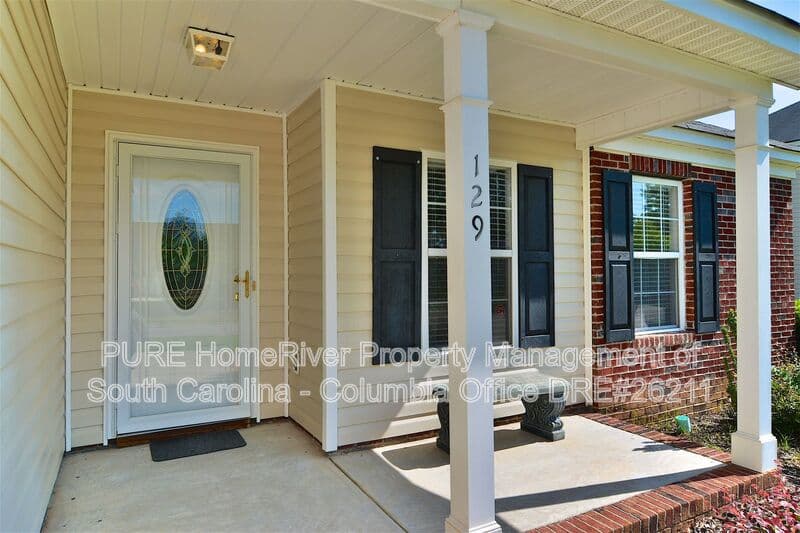 Hopkins House: 129 Alexander Pointe Dr