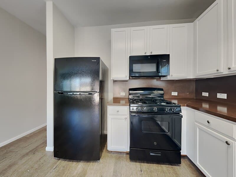 Spring House: 4065 Mossy Place Ln