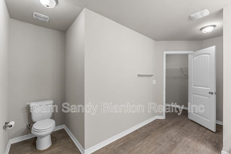 Milton House: 3210 Electra Drive