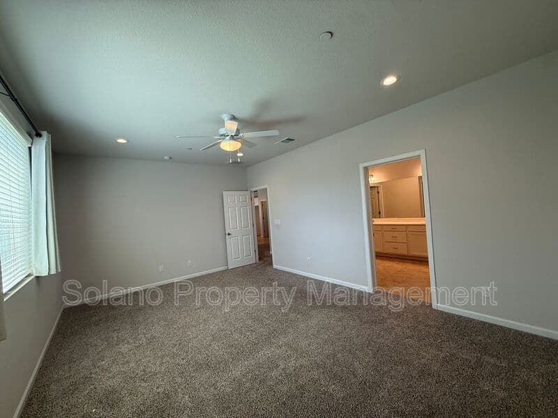 Dixon House: 1680 Gold Street
