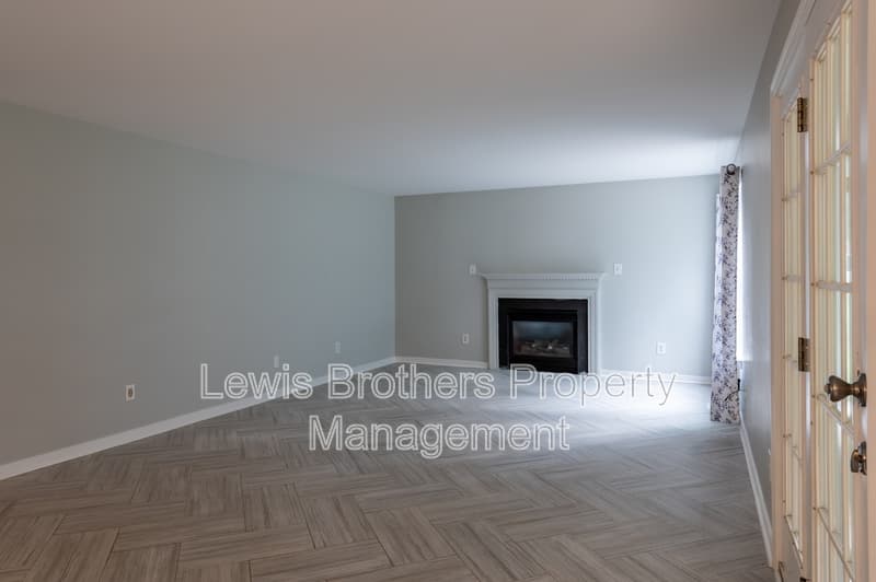 Richmond House: 3209 Purvis Road