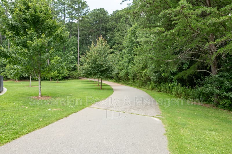 Norcross Condo: 6624 Ramsgate Way
