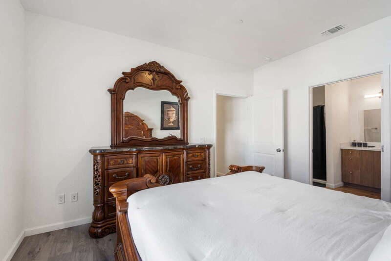Sacramento Condo: 6475 Stockton Boulevard