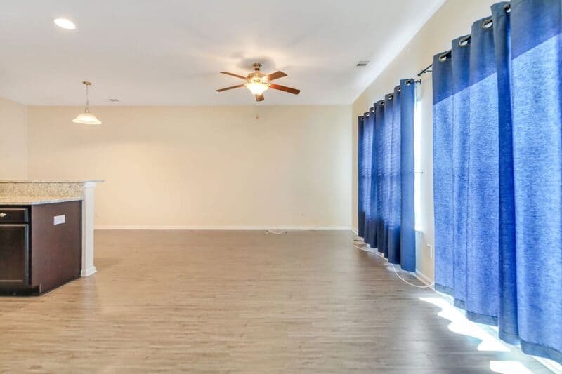 Richmond Hill House: 285 Cantle Dr