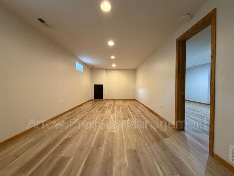 Lincoln Condo: 1459 Plum